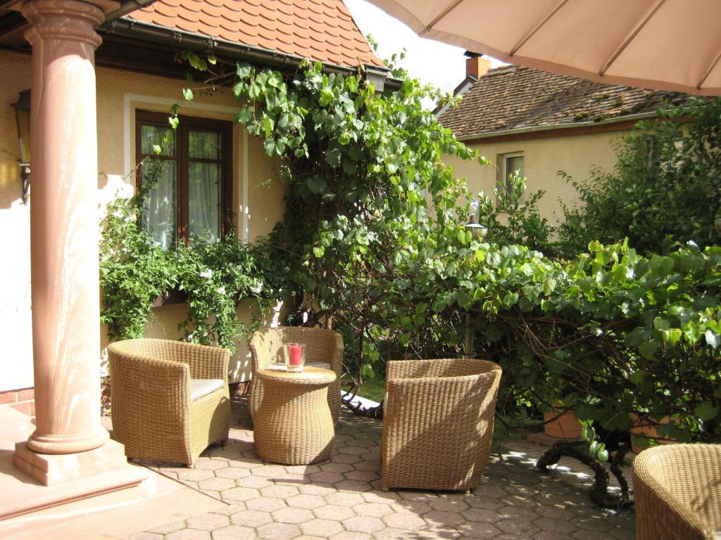 Hotel Krone Laudenbach  Extérieur photo